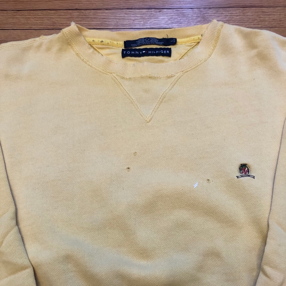 Vintage Yellow Tommy Hilfiger Sweatshirt